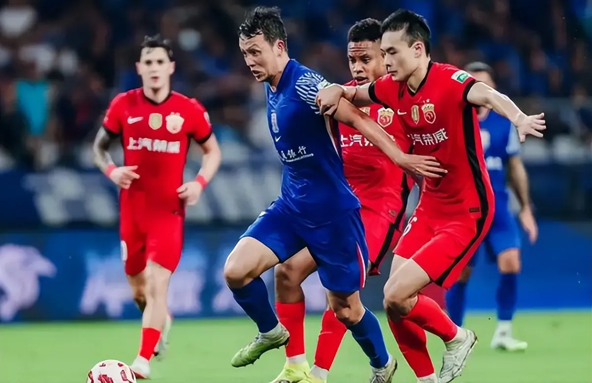 entit, 俄罗斯足坛 entit, 俄罗斯足坛