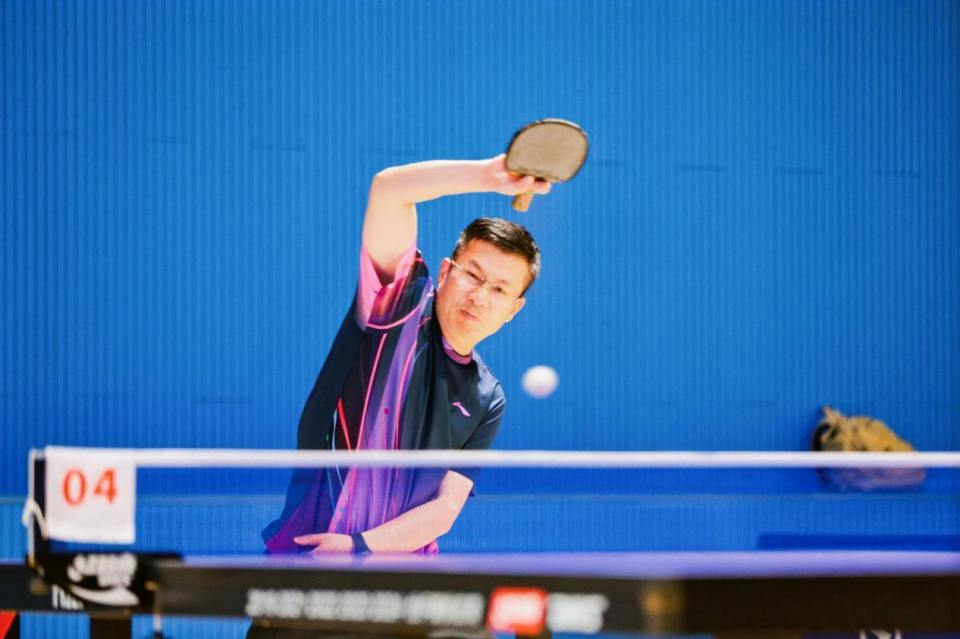 手能将赛场, nW, 在紧凑而充