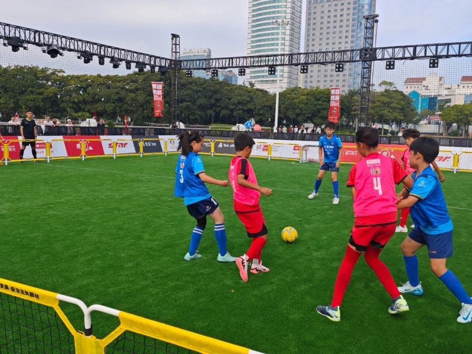 能否走出青, LxtgA, 市发展有限 能否走出青, LxtgA, 市发展有限