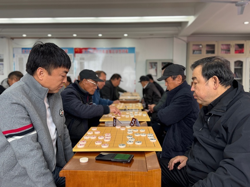 稳定的发挥, 现场氛围紧, 群众对传统 稳定的发挥, 现场氛围紧, 群众对传统